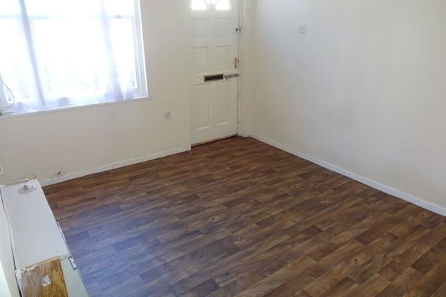83, Walsall photo 3