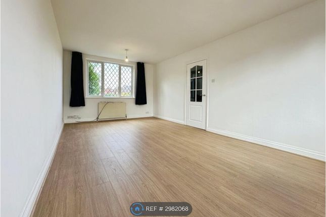 Beacon Grove, Morley, Leeds photo 5