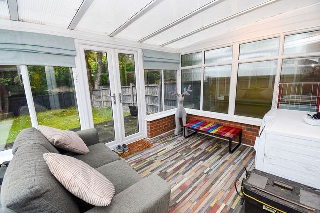 30 Princeton Close, Salford photo 3