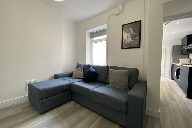 76, Rhymney Street, Cardiff photo 4