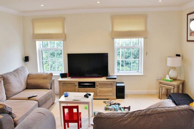 9 Ashlar House, Reed Court, Swindon photo 3