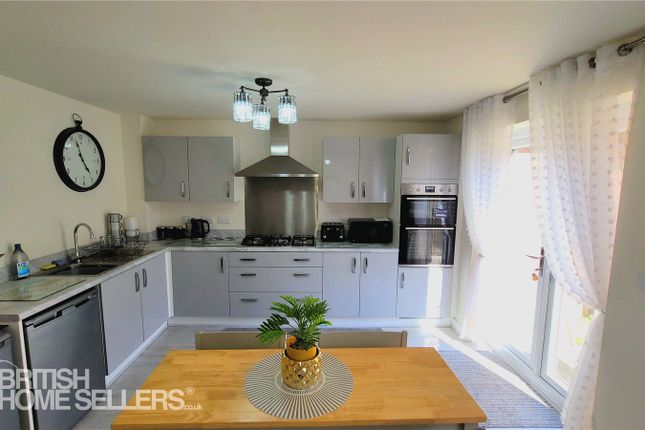 20, Armstrong Road, Scarborough photo 3