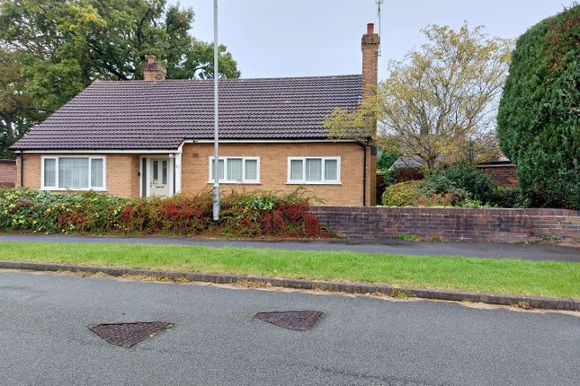 Detached bungalow to rent in Kings Drive, Wistaston, Crewe