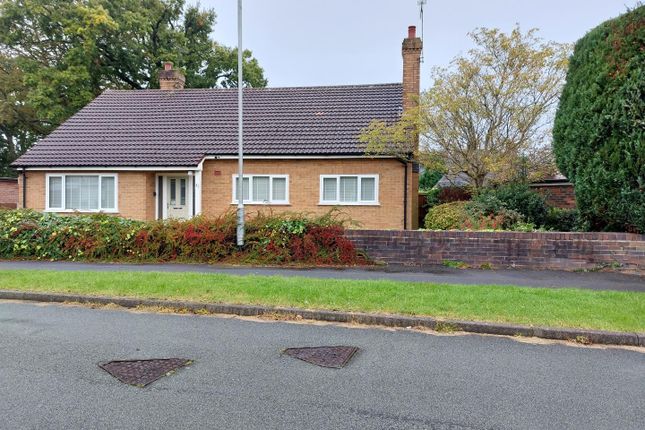 Thumbnail Detached bungalow to rent in Kings Drive, Wistaston, Crewe