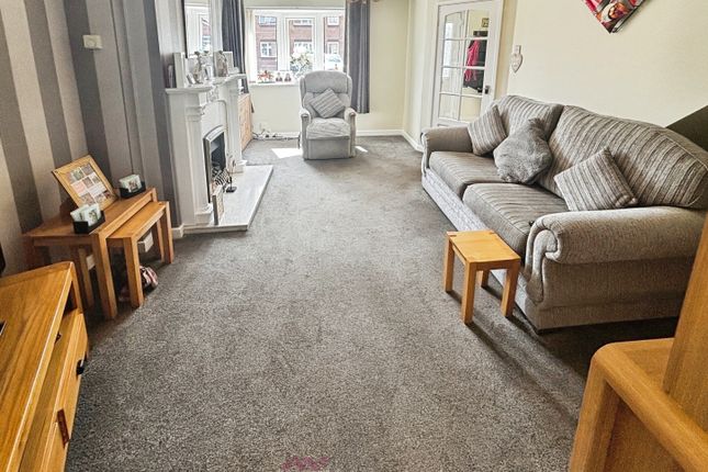 50, Measham Drive, Doncaster photo 3