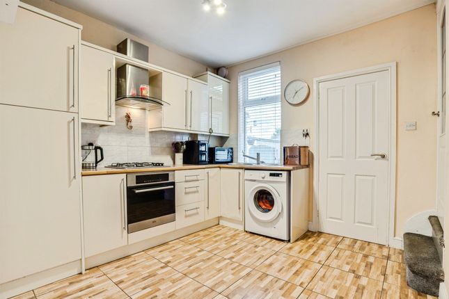45, George Street, Wakefield photo 4