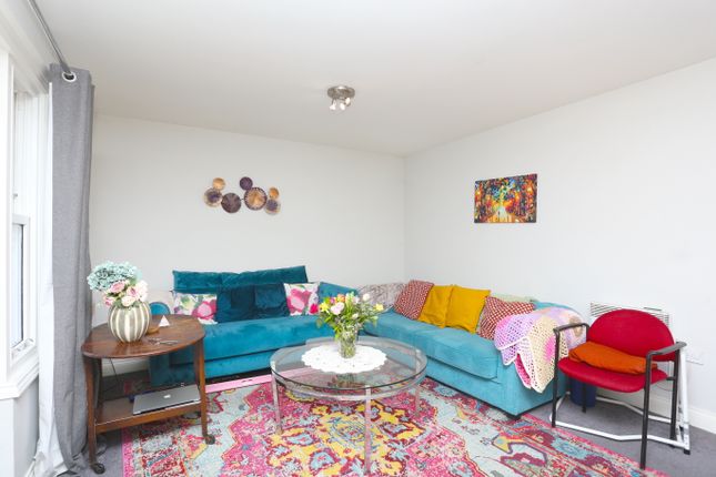 2-bed flat on Flat 16, Priory House Court, Bromley Road, London, £340,000