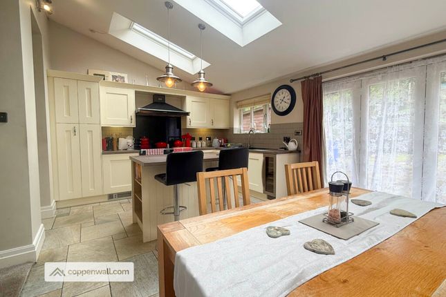 46, Dale St, Bacup photo 3