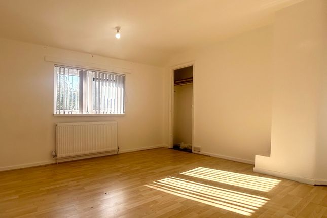 212 Coleman Road, Leicester photo 3
