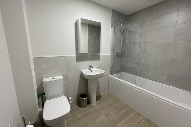 23, Beaufields House, Newark photo 3