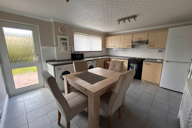108, Elmridge, Skelmersdale photo 2