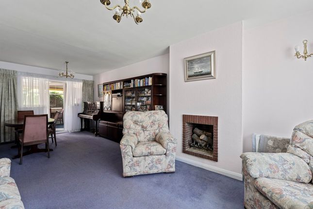 10, Sundown Road, Ashford photo 4
