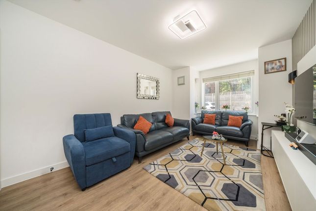 5 Packham Mews, Pears Road, Hounslow photo 4