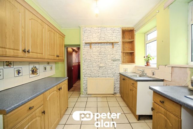 48, North Road, NEWPORT photo 4