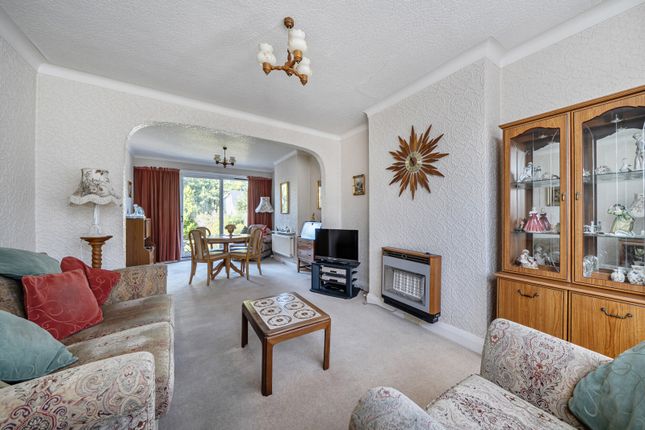 5, Milborough Crescent, Lee photo 4