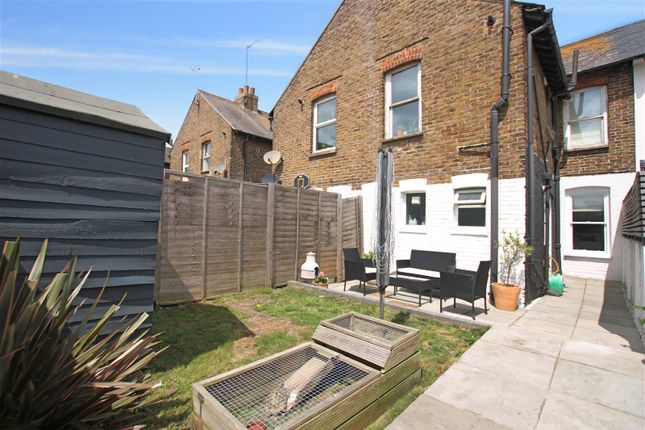 Flat for sale in Broadwater Street East, Worthing, West Sussex