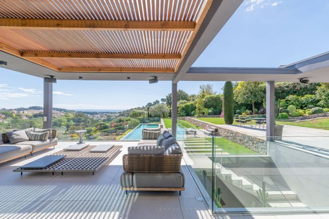 Villa for sale in Biot, Mougins, Valbonne, Grasse Area, French Riviera