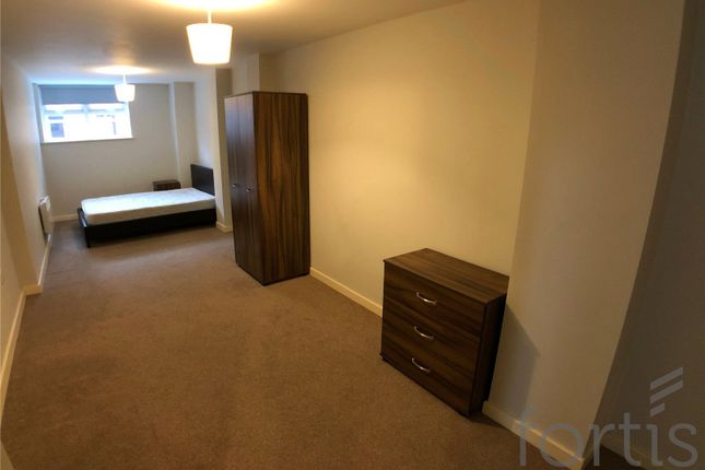 211, East Point, Leeds photo 5