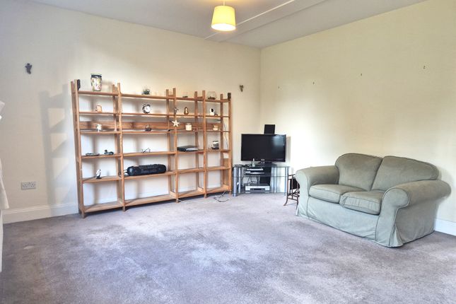 19, Nightingale Way, Hereford photo 3