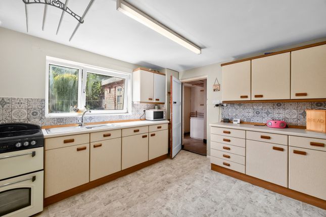 43, Lovers Lane, Carlisle photo 3