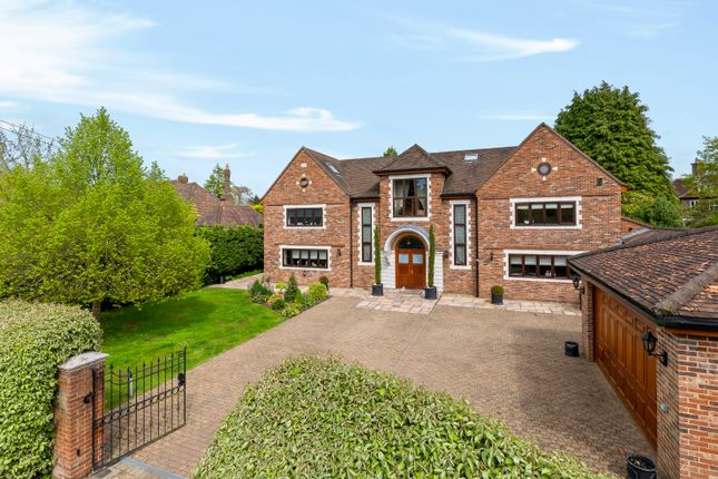 Thumbnail Detached house for sale in High Drive, Woldingham, Caterham