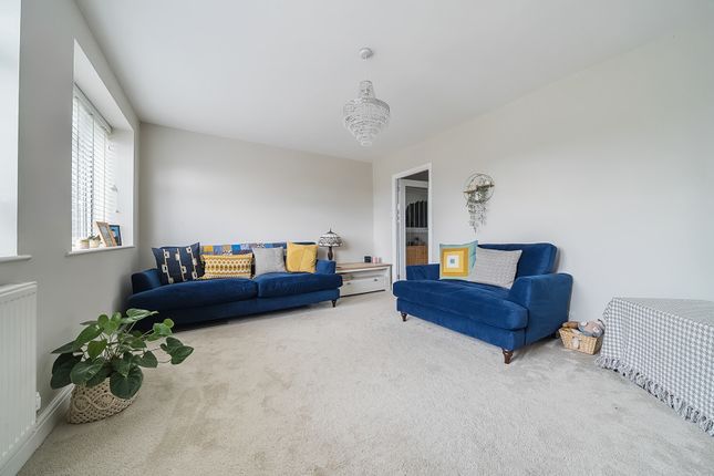 22, Hillcrest Road, Gloucestershire photo 2