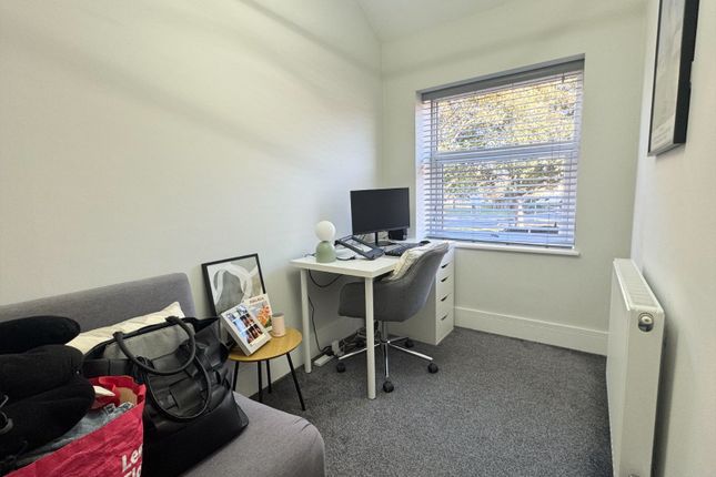 8, Goosehill Road, Normanton photo 5