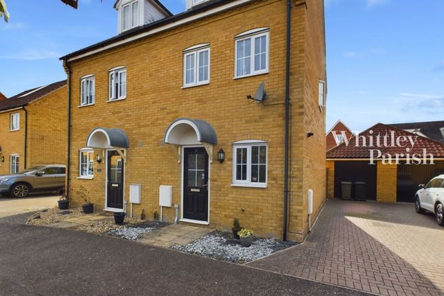 Thumbnail Detached house for sale in Robin Avenue, Harleston