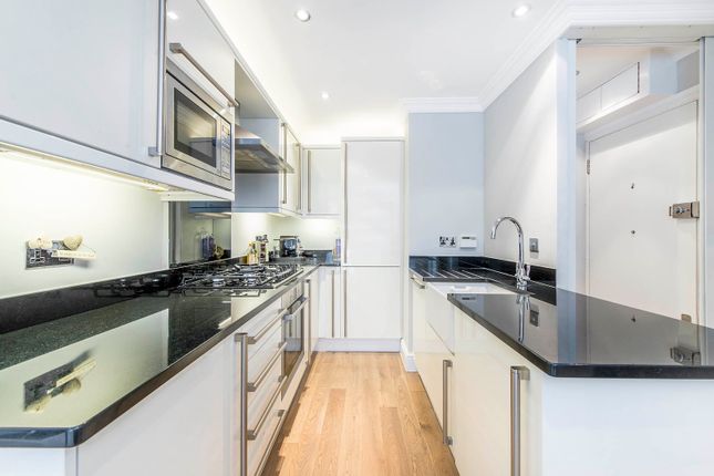 Flat 1, 12, Fawcett Street, London photo 4