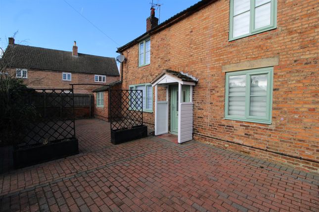 Cottage for sale in Woodhill Road, Collingham, Newark