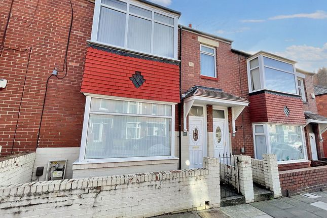 Flat for sale in Birchington Avenue, South Shields