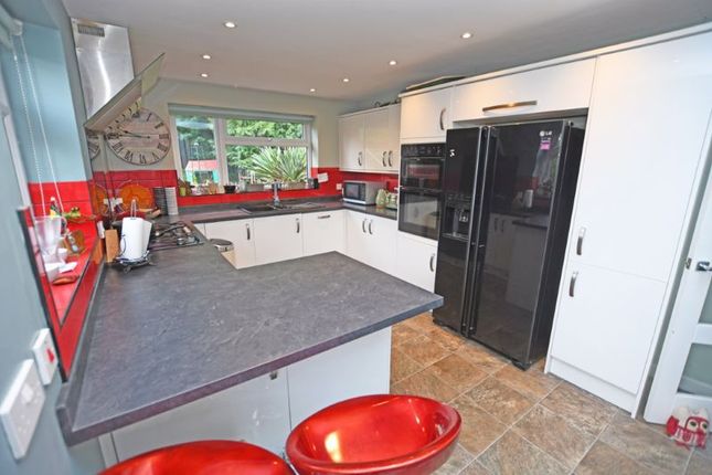 27, Hill Brow, Maidstone photo 3