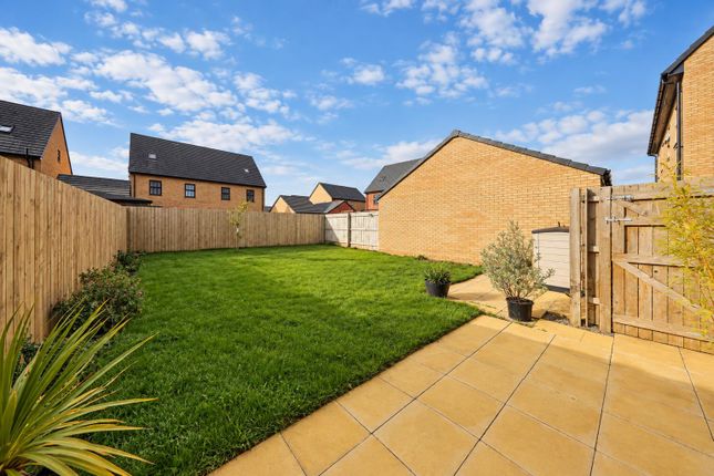 24, Imperial Way, Hull photo 4
