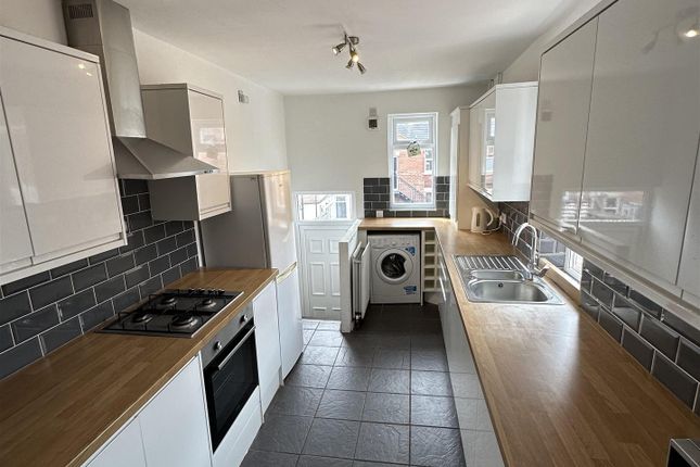 73, Tosson Terrace photo 3
