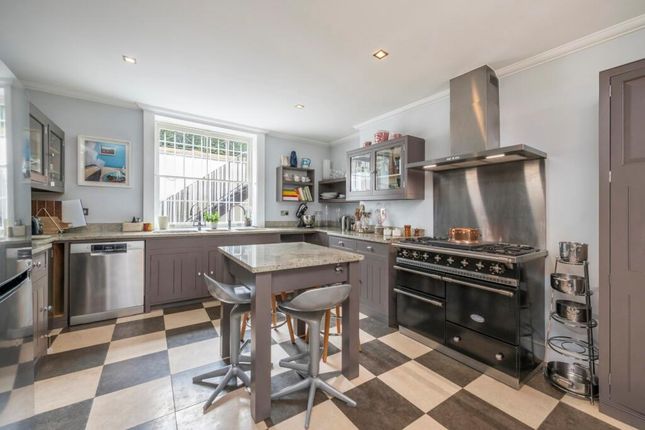 57, Hamilton Terrace, London photo 4