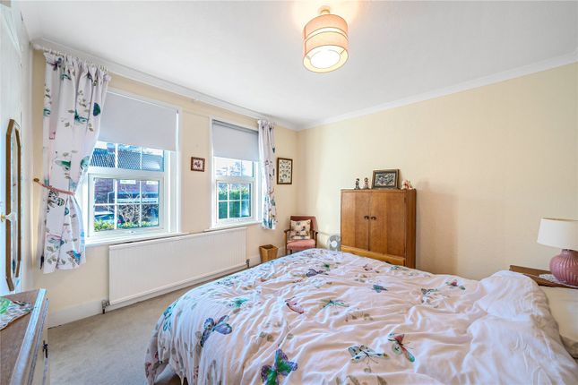 1, Mayflower Road, Bordon photo 4