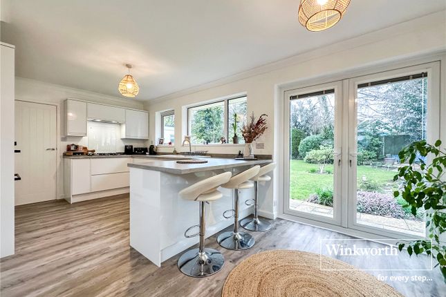 545, Wimborne Road East, Dorset photo 2