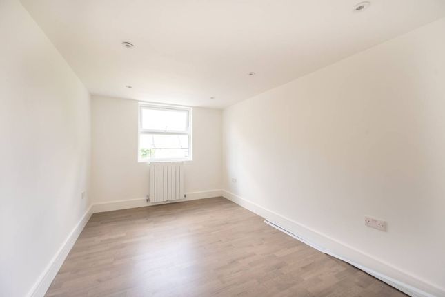 Terraced house for sale in Albert Square, Stratford, London