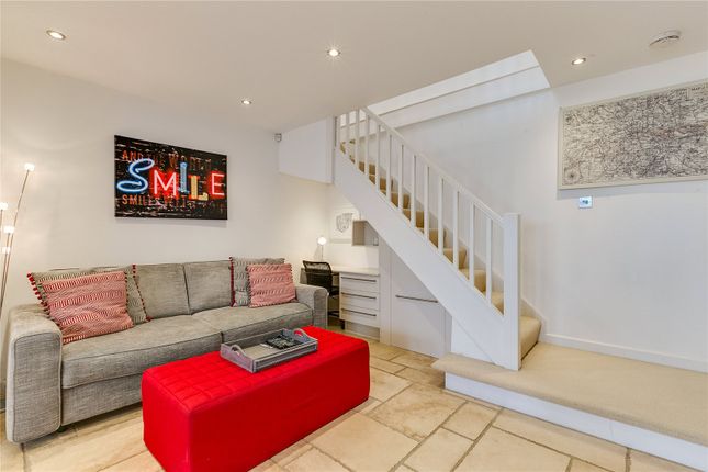 Thumbnail Terraced house for sale in Molyneux Street, London