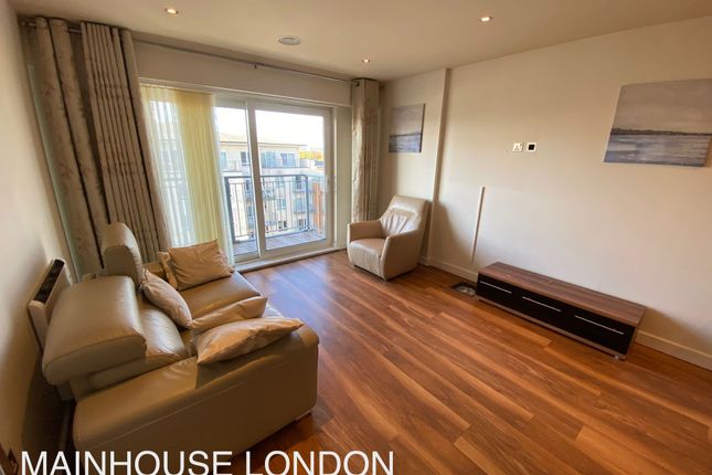 Flat for sale in Curtiss House, Heritage Avenue, London
