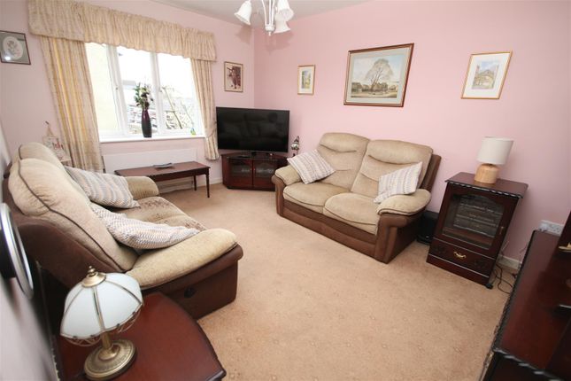 Flat for sale in Westgate, Eccleshill, Bradford