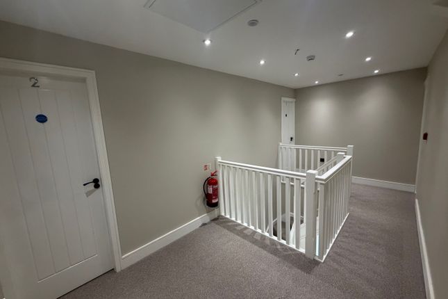 1168, Swansea photo 5