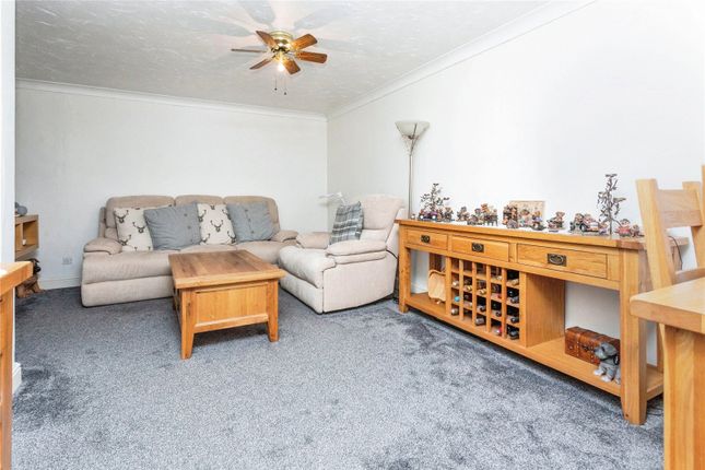 43, Katrine Place, Milton Keynes photo 3
