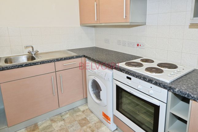 36, Carpathia Drive, Southampton photo 4