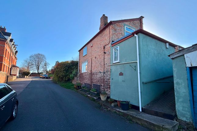 3-bed house on 1 Ferryside Cottages, Newnham, £325,000