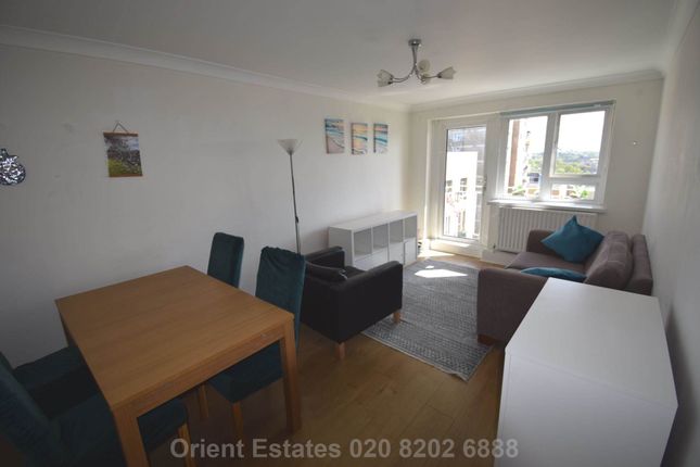 31, Upper Fosters, London photo 2