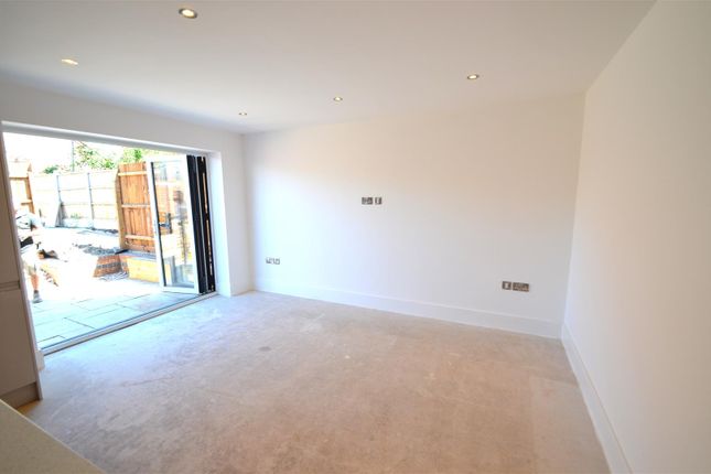 28, Derby Road, Derbyshire photo 5