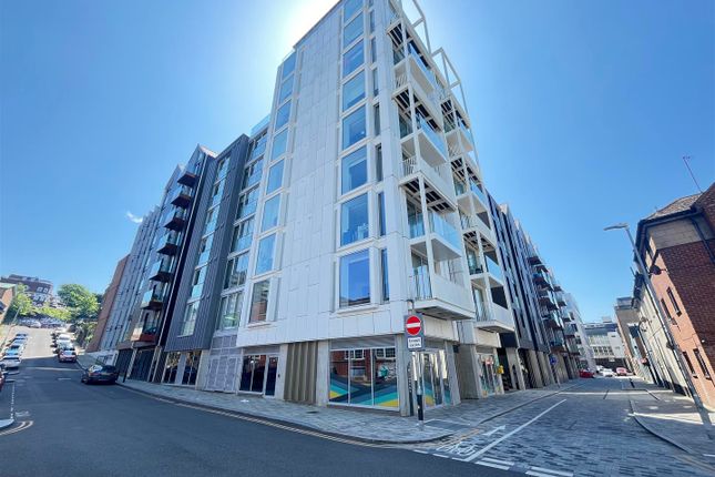 Thumbnail Flat to rent in Circus Street, Brighton