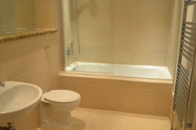 5, Bank Place, Green Lane, Wilmslow photo 5