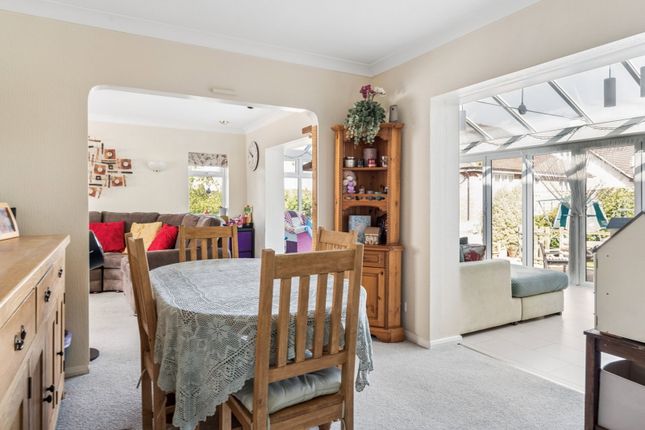 6, Mark Drive, Gerrards Cross photo 4